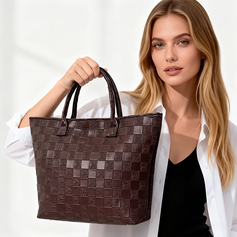 Luxury Bags Online - حقيبة يد نسائية فاخرة بنمط مبطن