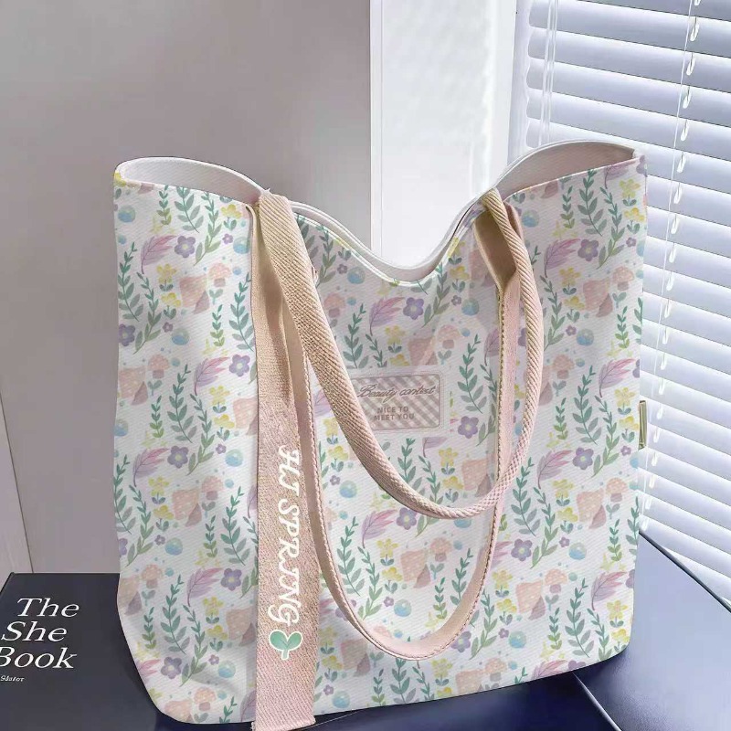 Canvas Tote Designer - حقيبة قماشية جديدة بنقشة زهور من