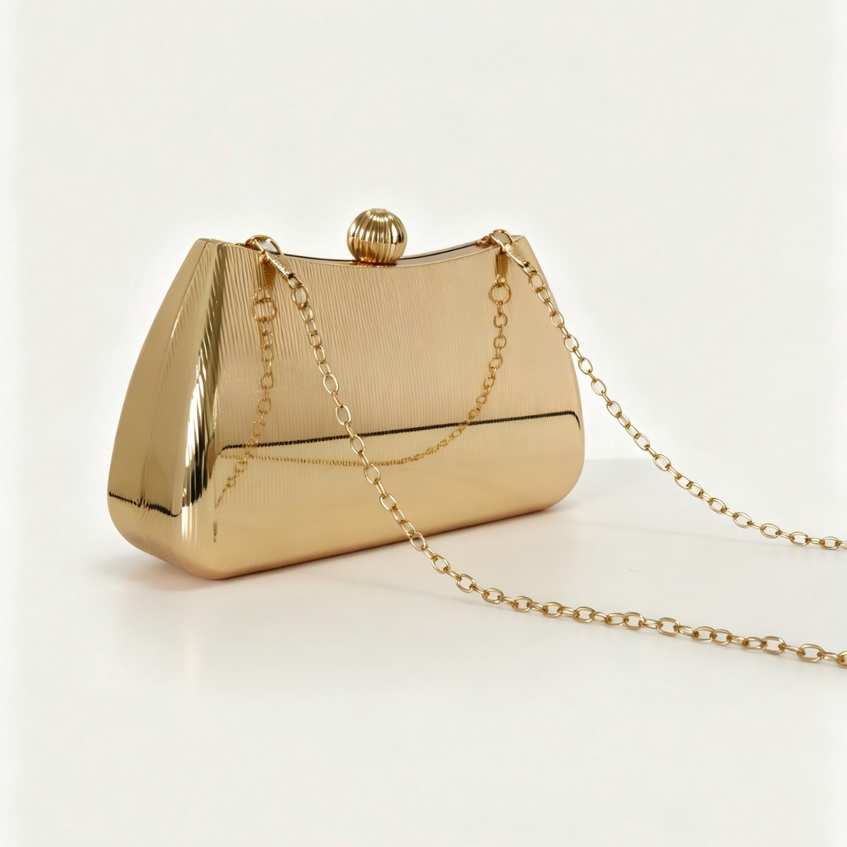 حقيبة يد نسائية أنيقة وعصرية،  - مراجعة Luxury Bags Gold وسعره