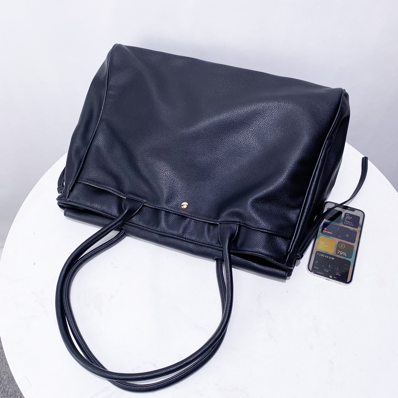 حقيبة كلاسيكية حمل الحقائب للن - مراجعة Luxury Bags Online وسعره