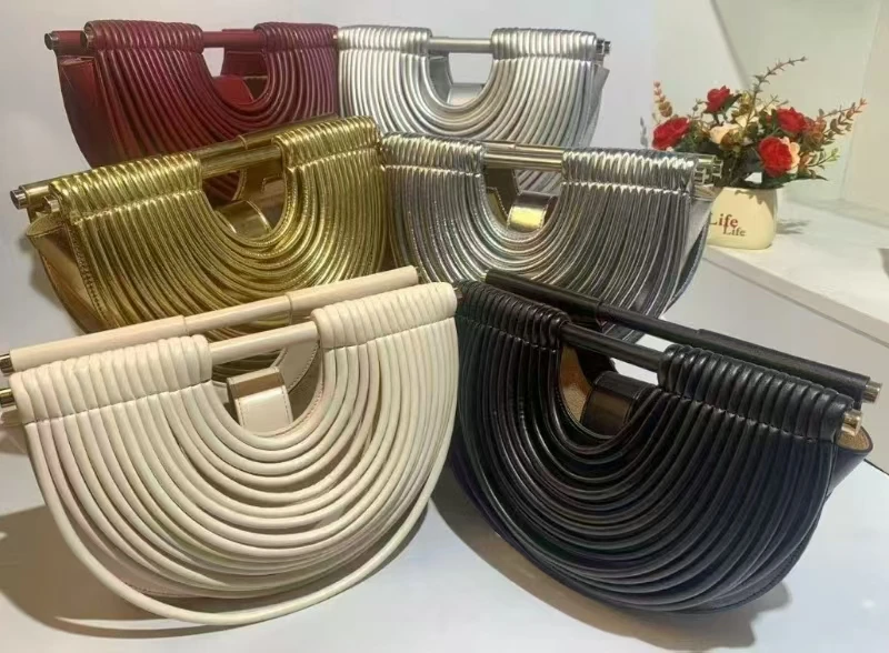 حقائب يد للنساء 2025 جديد ذهبي - مراجعة Luxury Bags Gold وسعره