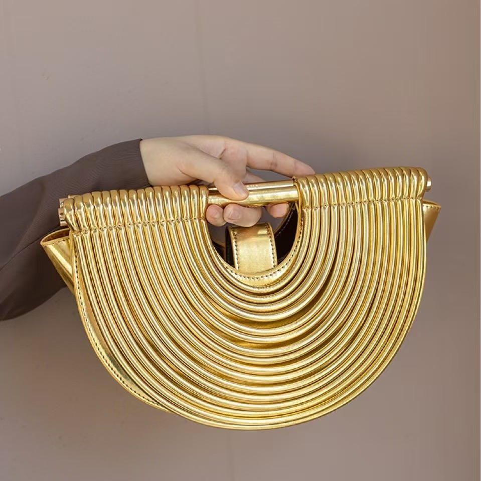 حقائب يد للنساء 2025 جديد ذهبي - مراجعة Luxury Bags Gold وسعره
