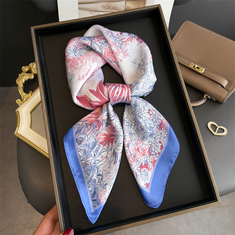 وشاح حريري بتصميم فاخر مطبوع ل - مراجعة Luxury Bags Online وسعره