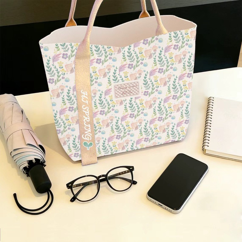 حقيبة قماشية جديدة بنقشة زهور  - مراجعة Canvas Tote Designer وسعره