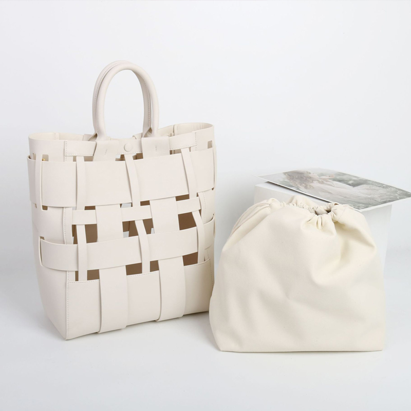الأحرف الأولى المخصصة حقائب حق - مراجعة Luxury Bags Online وسعره