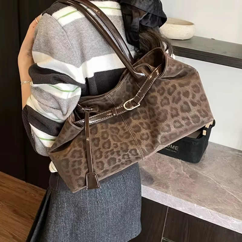 ليوبارد بولي PU حقائب كتف جلدي - مراجعة Luxury Bags 2026 Trends وسعره