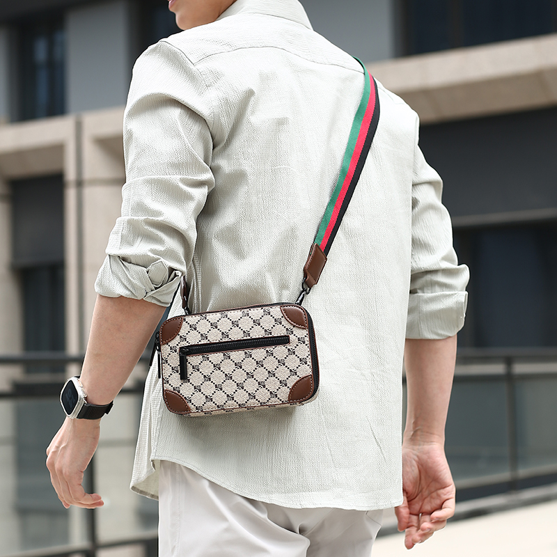 حقيبة رجالية عصرية جديدة لعام  - مراجعة Luxury Bags 2026 Trends وسعره